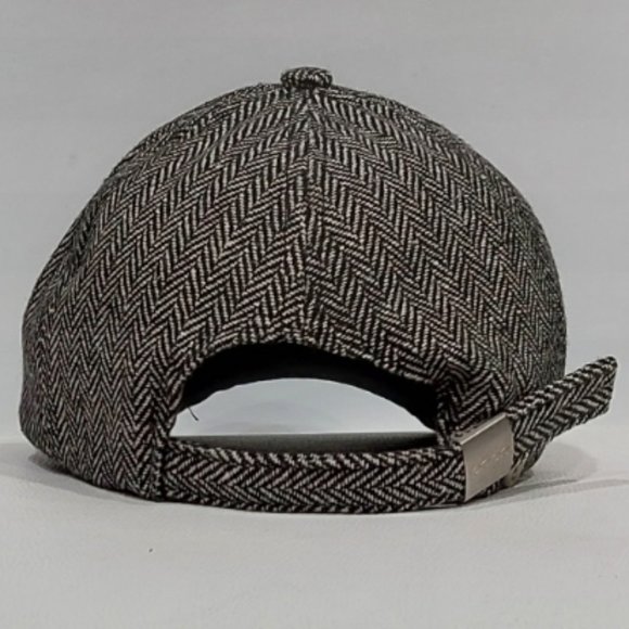 💥CHIC & STYLISH💥 Vintage Tweed Logo Hat with Contrast Leather Bill - Picture 5 of 15